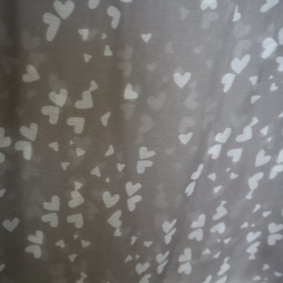 Tilo Modal Heart Wrap/Scarve - Picture 10 of 11